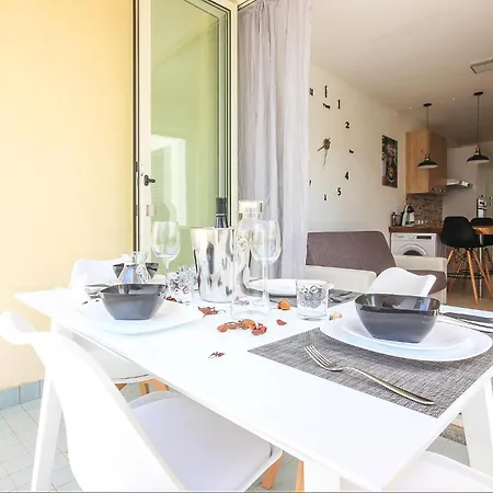 Awesome In Isca Marina With Kitchenette Badolato Marina