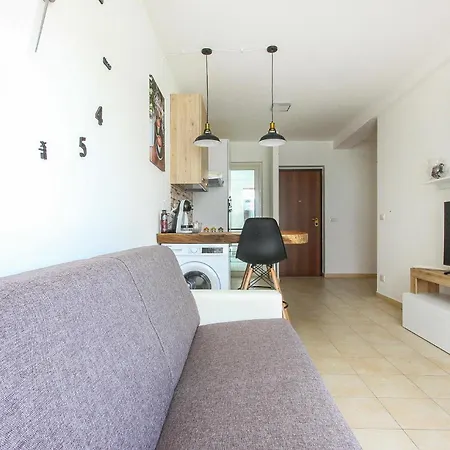Appartement Awesome In Isca Marina With Kitchenette Badolato Marina